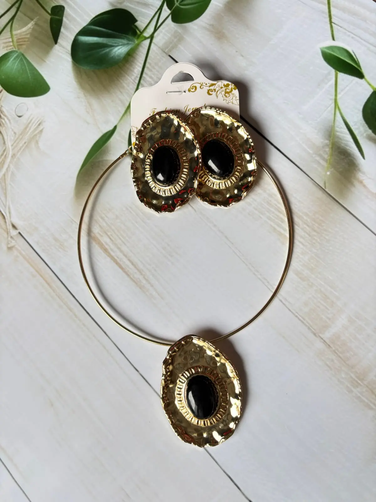 Amethyst Halo Necklace