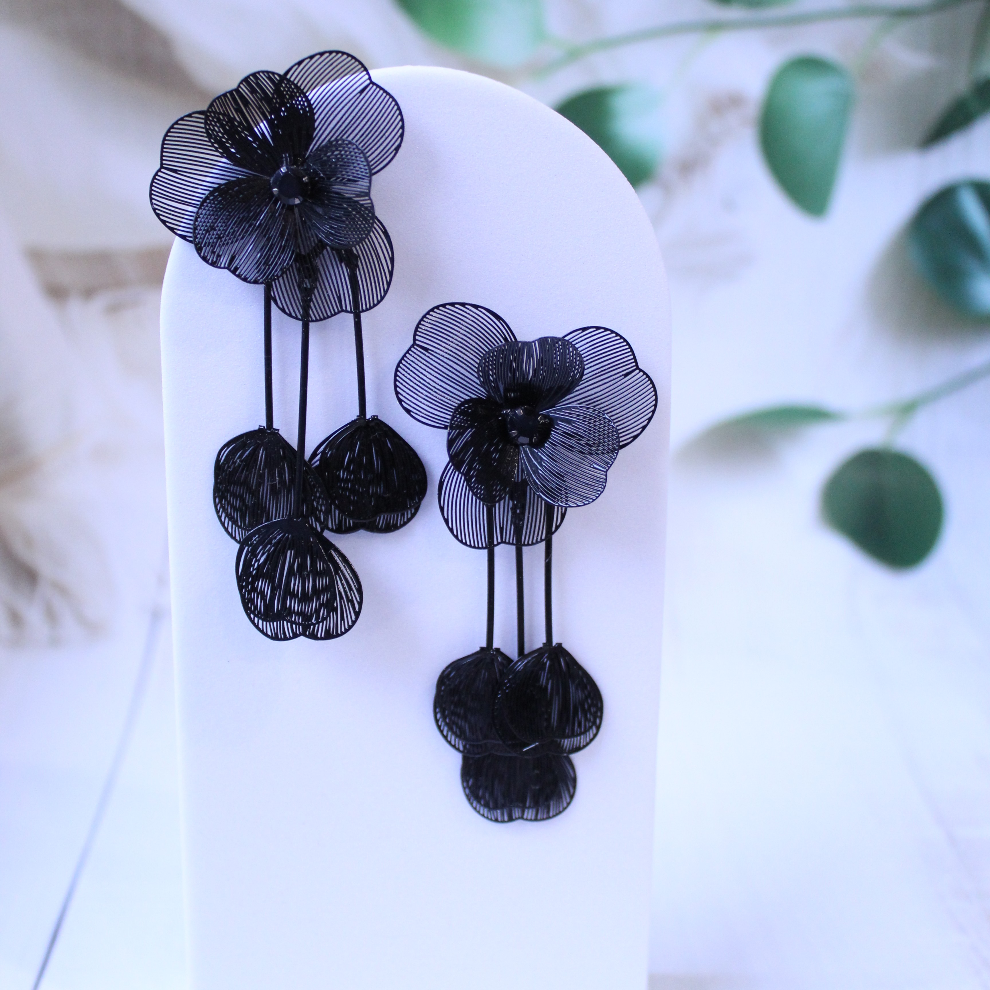 Black flower hangings