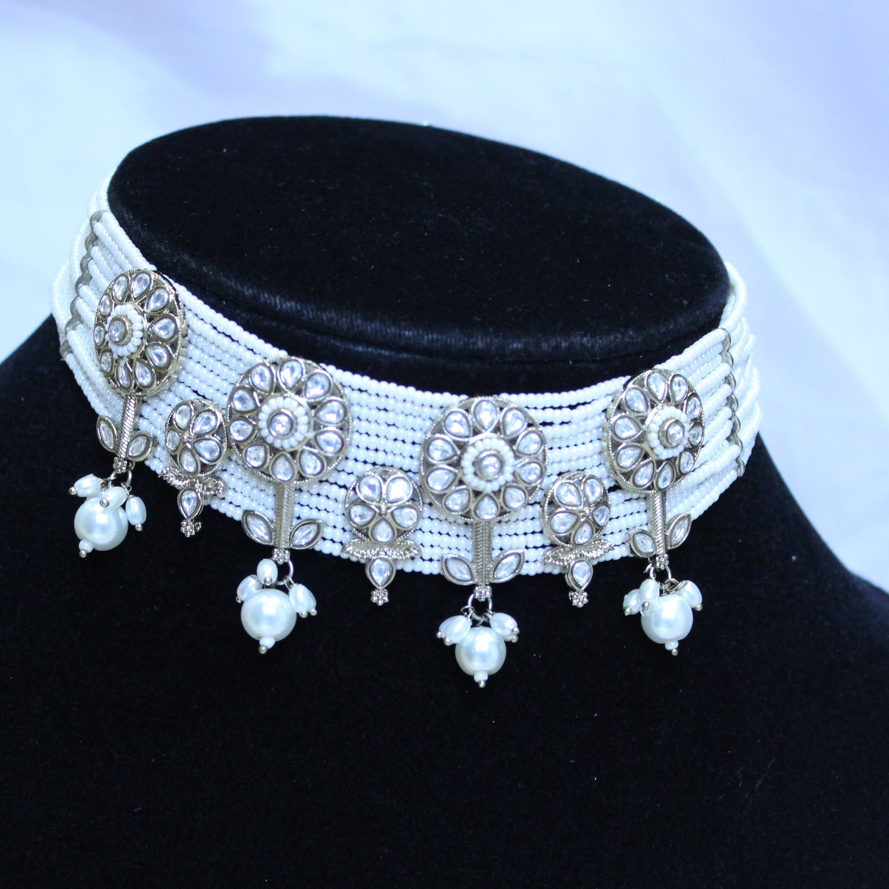 Ivory choker