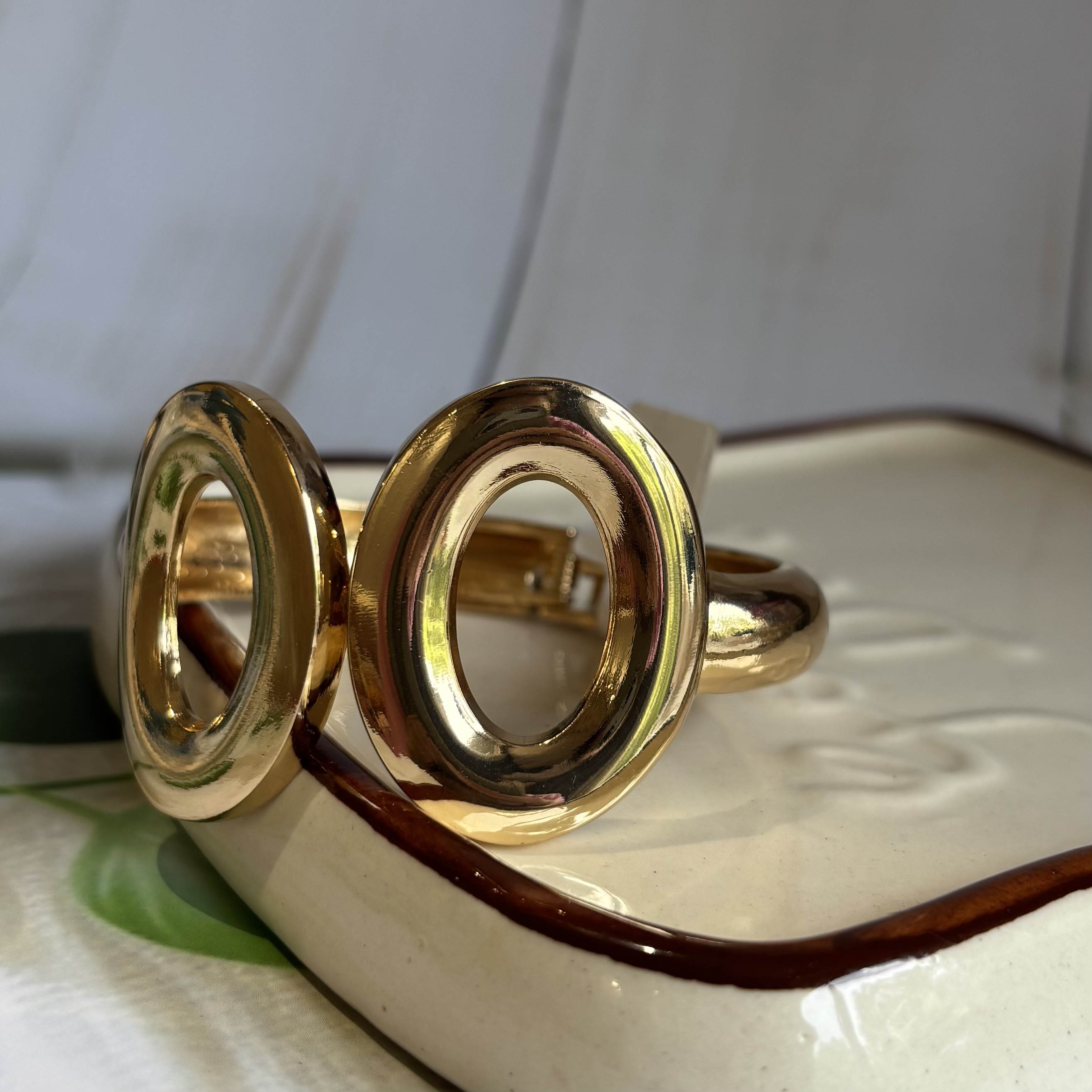 Golden bold kada