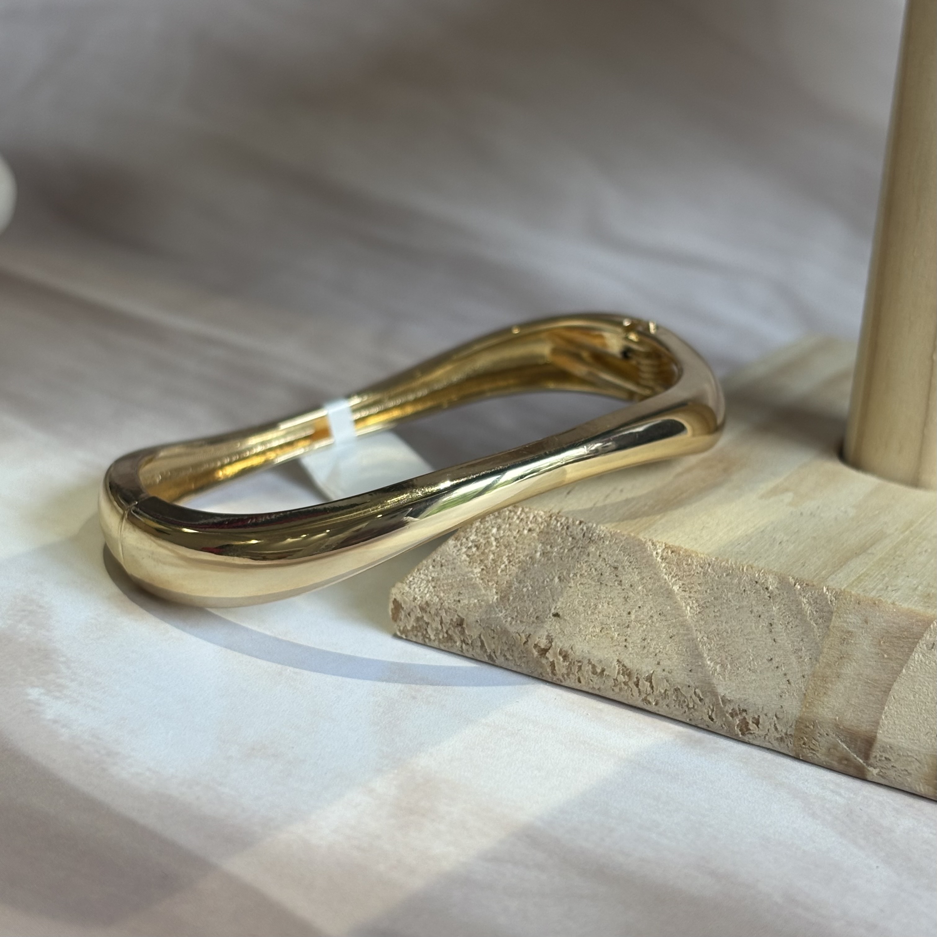 Adjustable golden chunky cuff