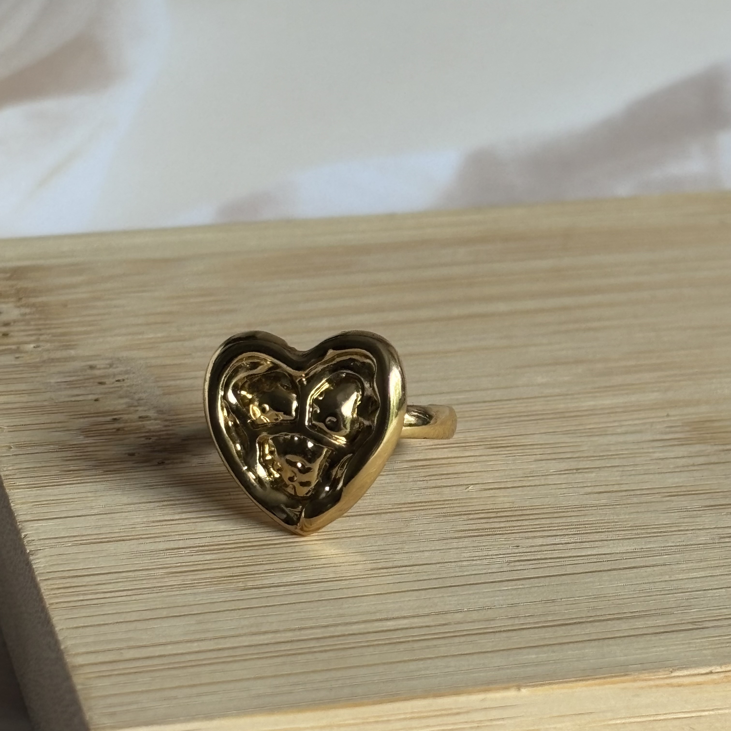 Heart ring