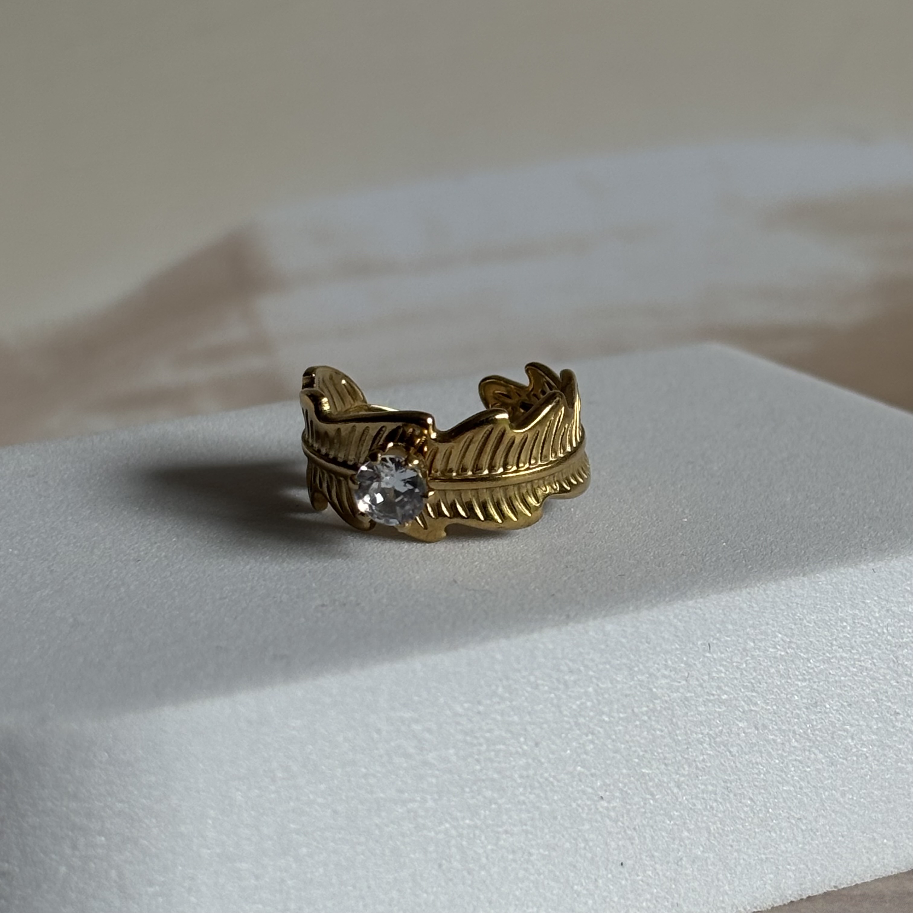 Vintage ring - leaf