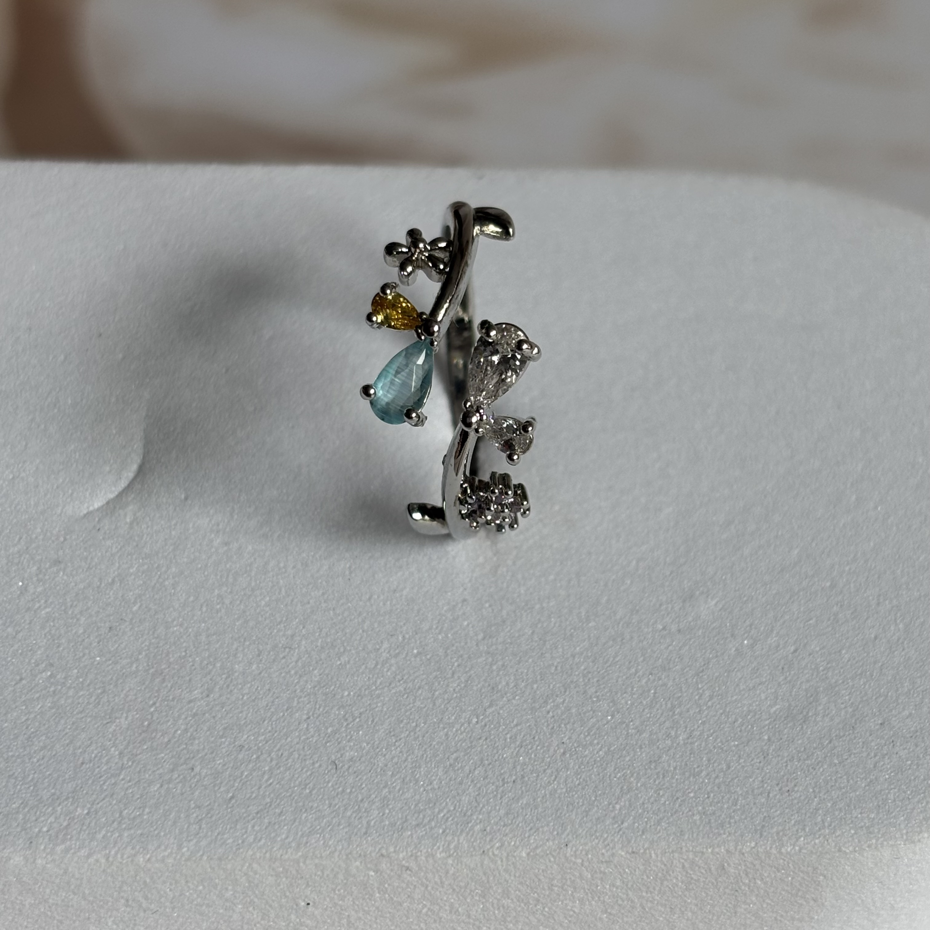 Silver petals ring