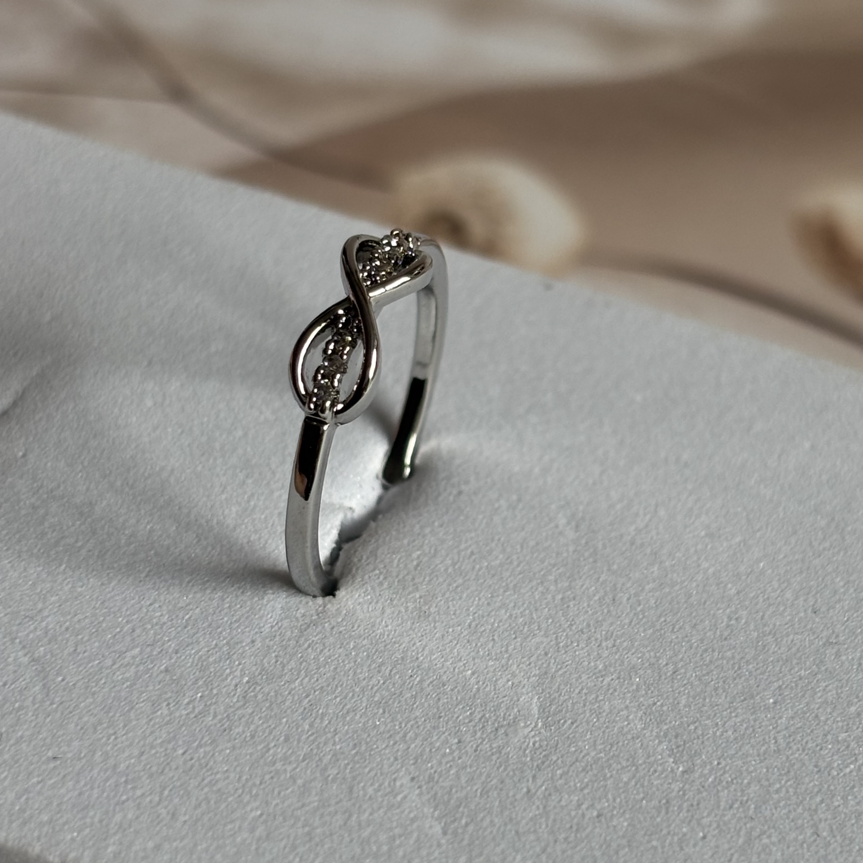 Infinity ring