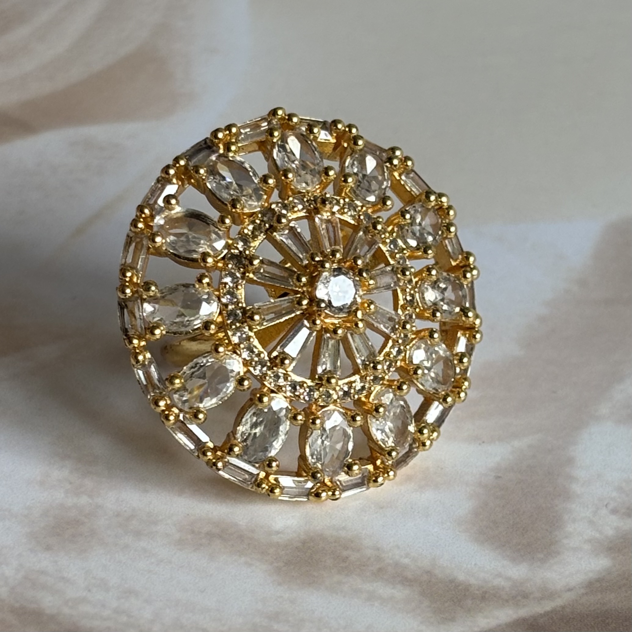 Big cocktail ring- Zircon