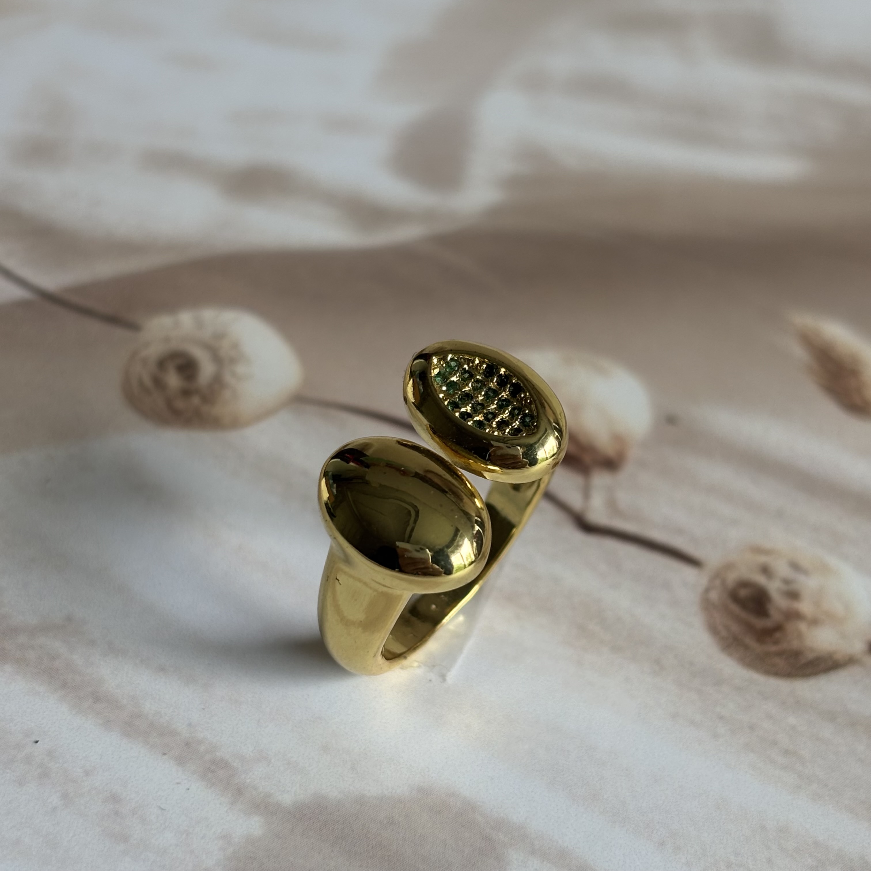 Chunky golden ring