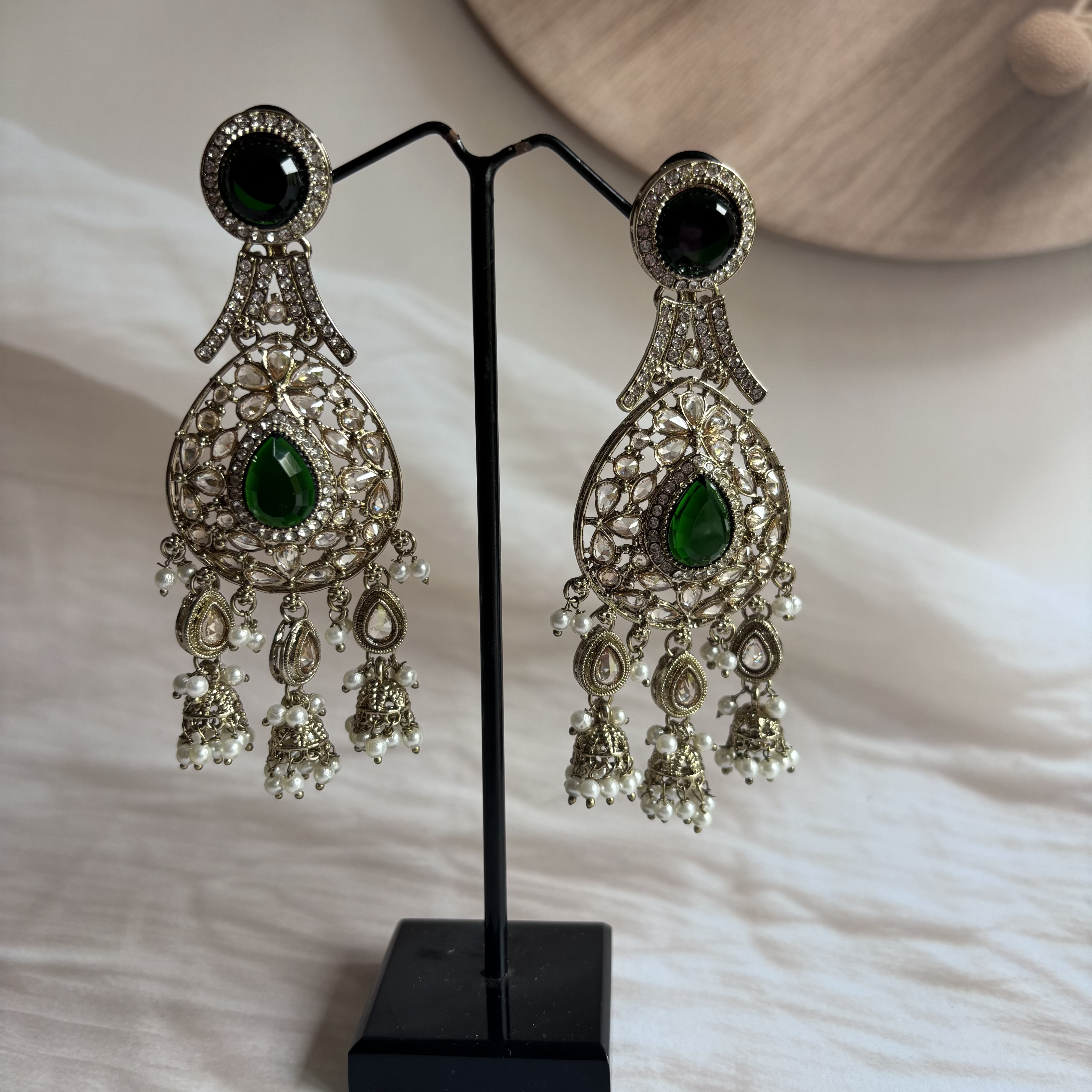 Kundan bollywood earrings