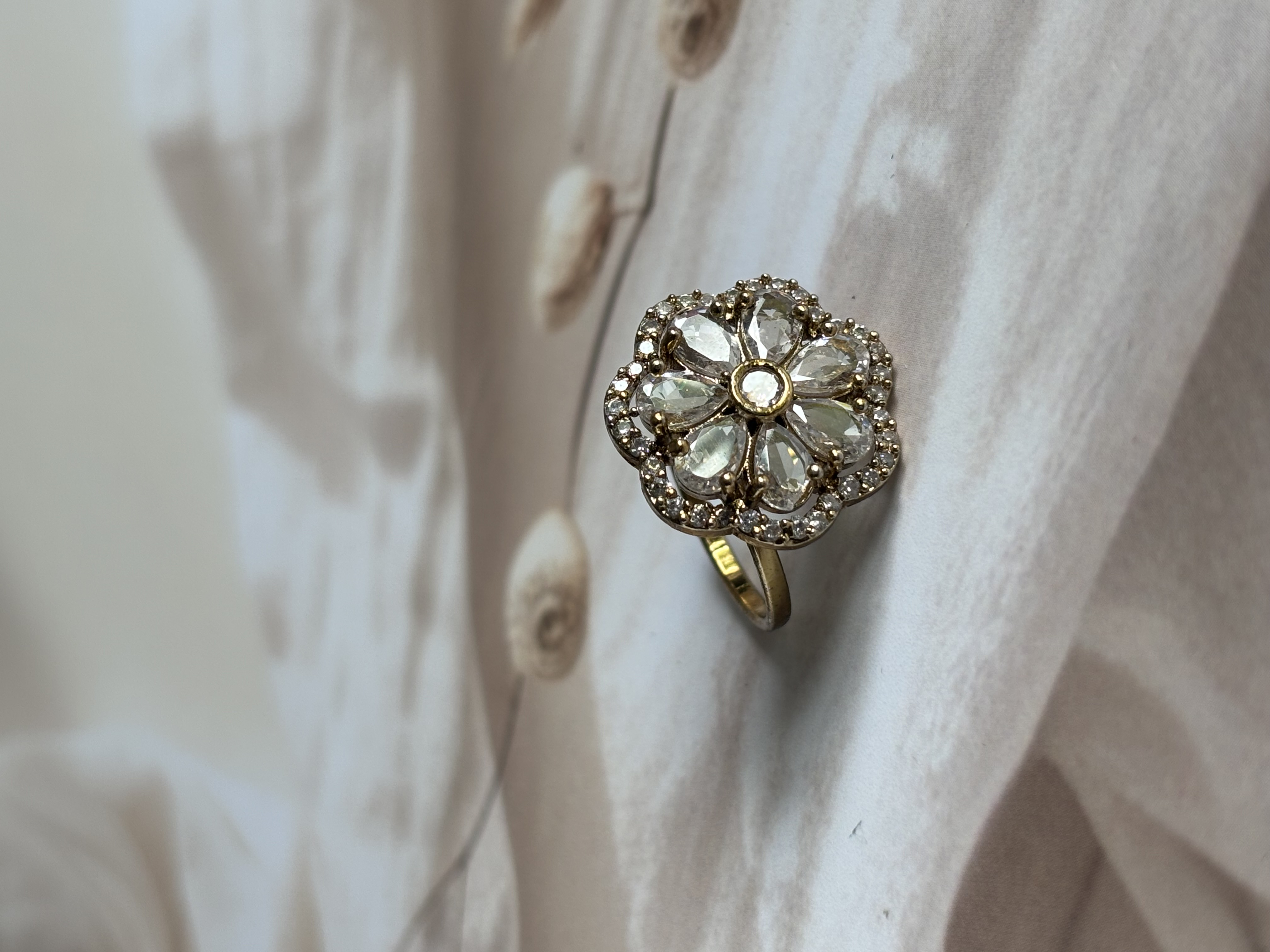 Zircon flower ring