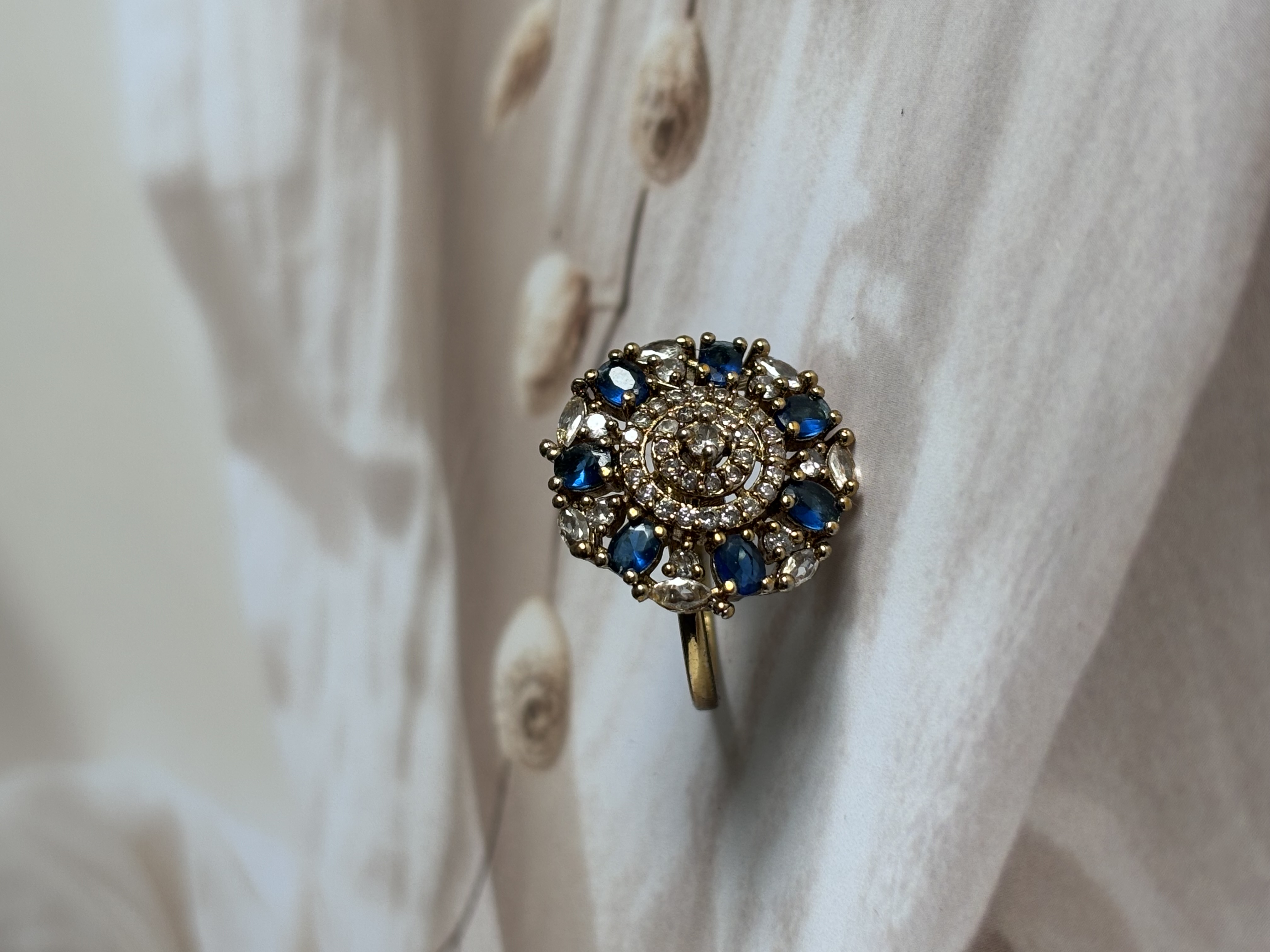 Zircon cocktail ring