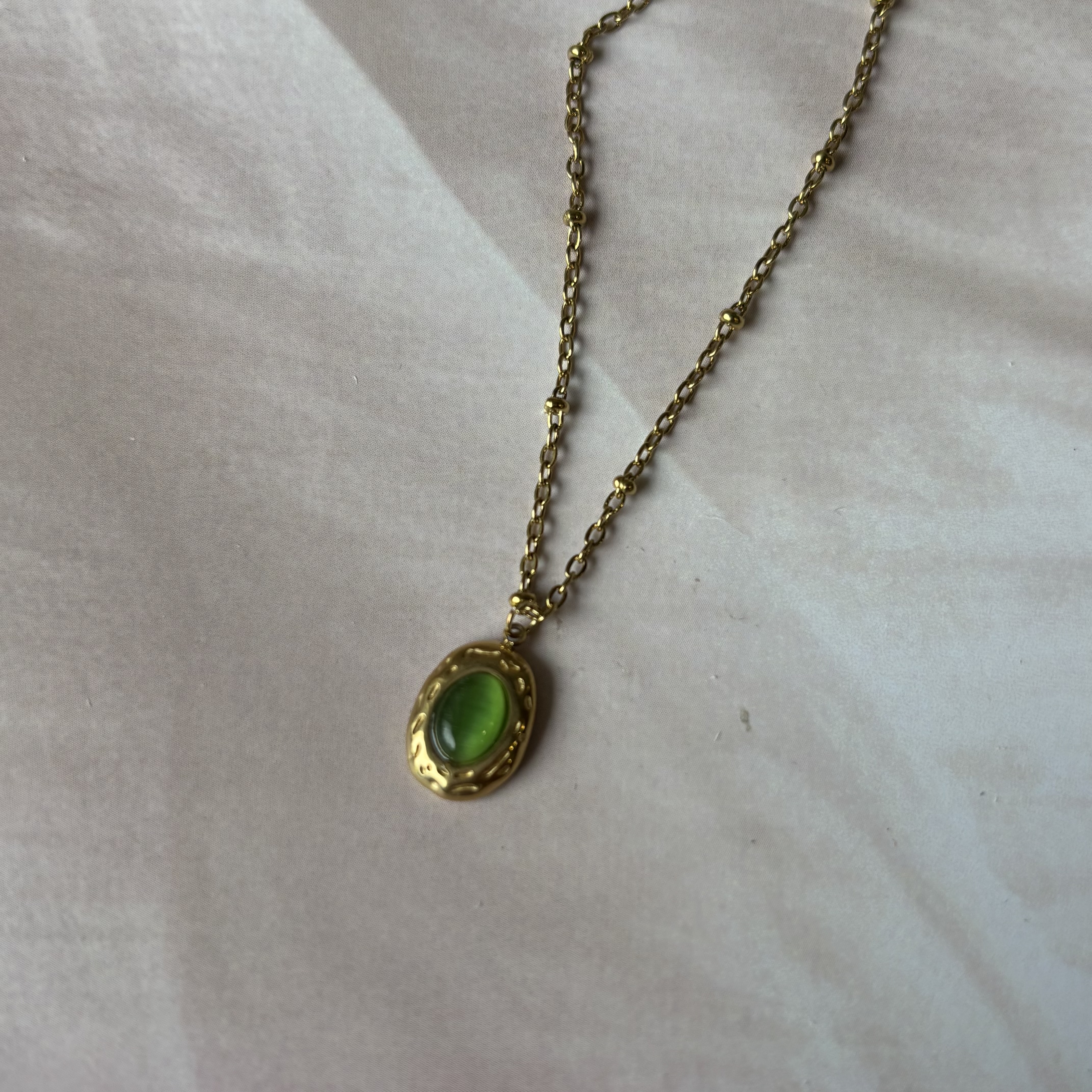 Jade oval pendant