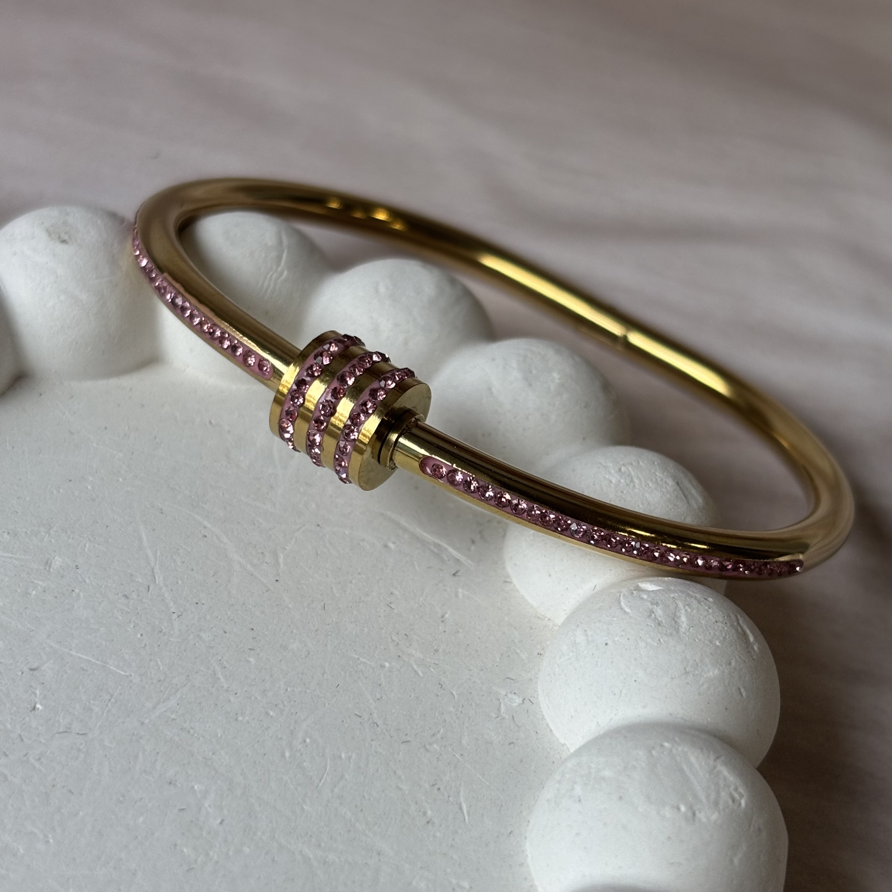 Pink zircon bracelet